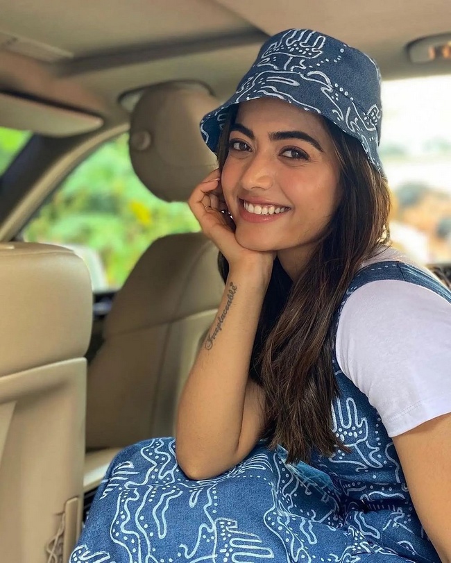 Rashmika Mandanna Latest Pics of Instagram